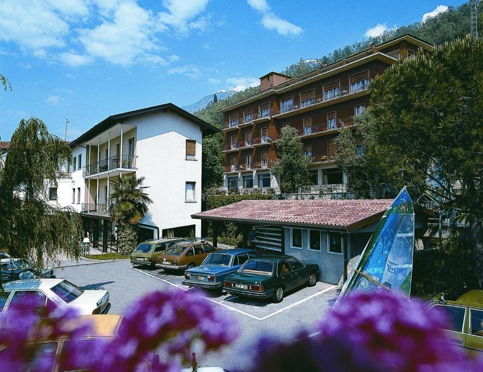 Hotel Nike Brenzone sul Garda Exteriör bild