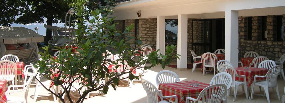 Hotel Nike Brenzone sul Garda Exteriör bild
